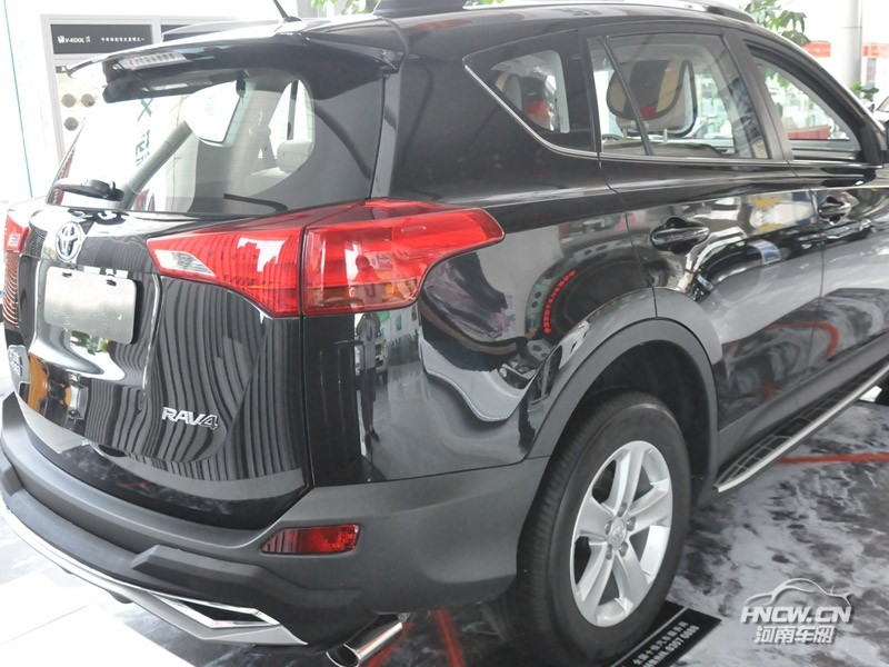 2013款一汽丰田RAV4 外观