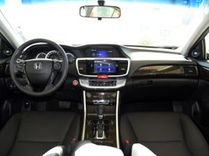 http://car2.autoimg.cn/cardfs/product/g6/M04/3B/01/300x225_0_q87_autohomecar__wKgH3FaUx3OAeEkMAAb4QKCYTWE967.jpg