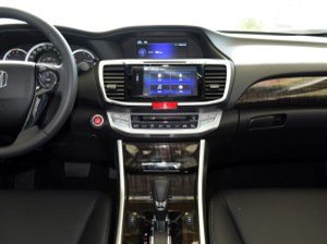 http://car2.autoimg.cn/cardfs/product/g6/M15/3B/00/300x225_0_q87_autohomecar__wKgH3FaUx3CACiKGAAcdprsv1Gc029.jpg