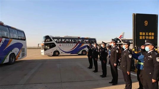 http://dingyue.ws.126.net/2020/0326/5d8106d9j00q7sjf6001vd200u000gug00u000gu.jpg