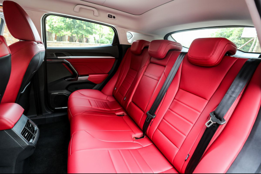 【车主稿】 90后选车观，不秒天不秒地只秒年轻新活力20181128-v21142.png