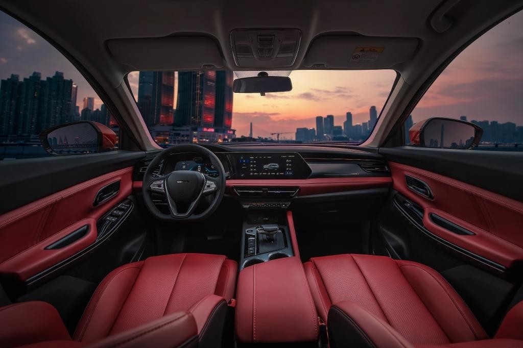 全新星灿红车漆，欧尚X7 PLUS红版限量上市，仅售12.89万元