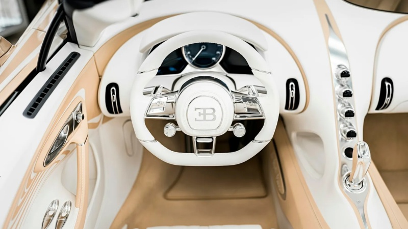 BUGATTI Mistral Sur Mesure La Perle (18).jpg