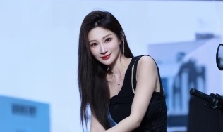 北方国际电动车展览会#车模#  ​​​